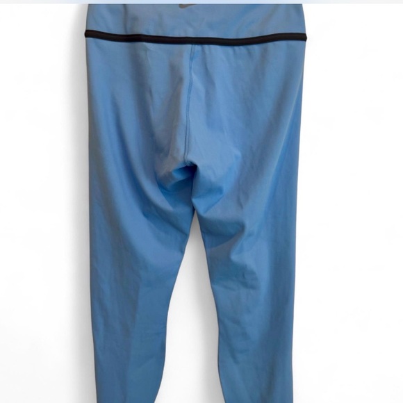 Nike Dri-FIT Light Blue Activewear - Picture 3 of 7